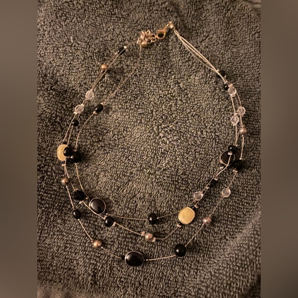 Express Black, Cream & Clear bead floating necklace - Picture 2 of 4